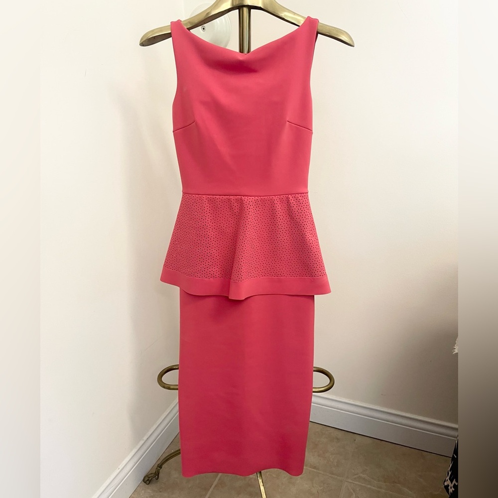 Stunning NWT Chiara Boni Peplum Dress Dominik Laser Cut dress! - Picture 7 of 16